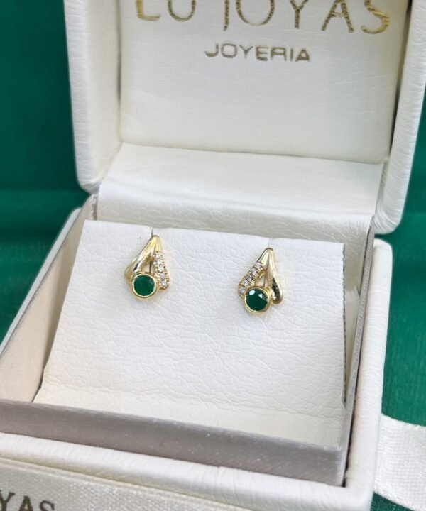 Topos en oro 18k con esmeralda y diamantes