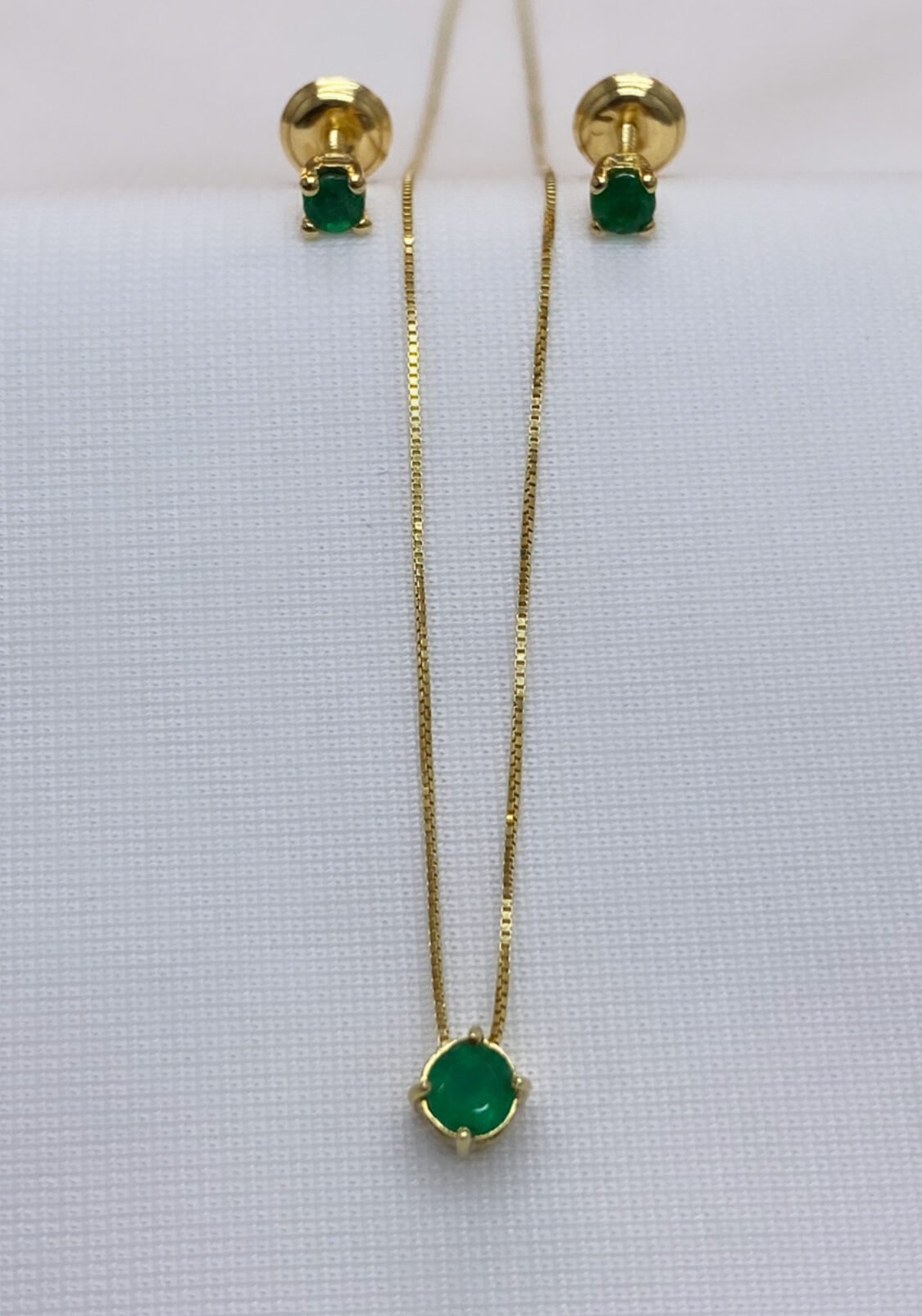 Set de oro, con esmeralda natural - Image 3