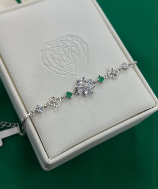 Pulsera trébol en plata 925 con esmeraldas